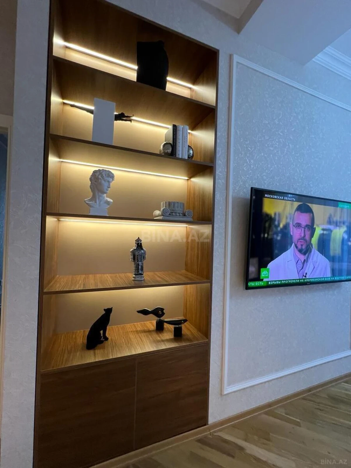 Kirayə verilir 2 otaqlı mənzil 82 m²