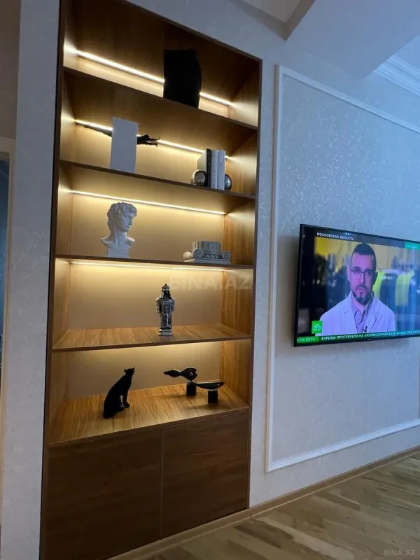 Kirayə verilir 2 otaqlı mənzil 82 m²