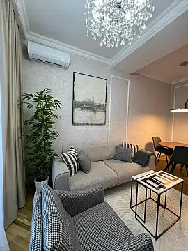 Kirayə verilir 2 otaqlı mənzil 82 m² — Bakı, Sahil qəs. 2 otaq 82.00 m²