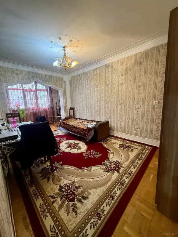 Satılır 2 otaqlı mənzil 65 m²