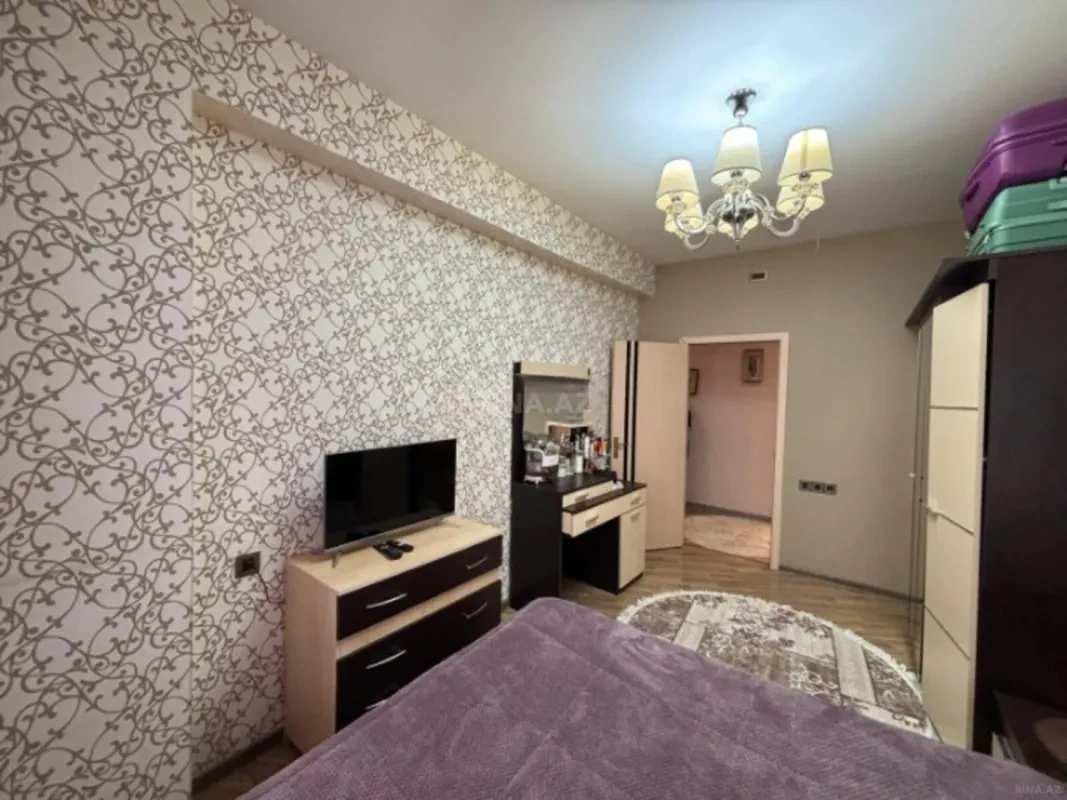 Satılır 2 otaqlı mənzil 86 m²
