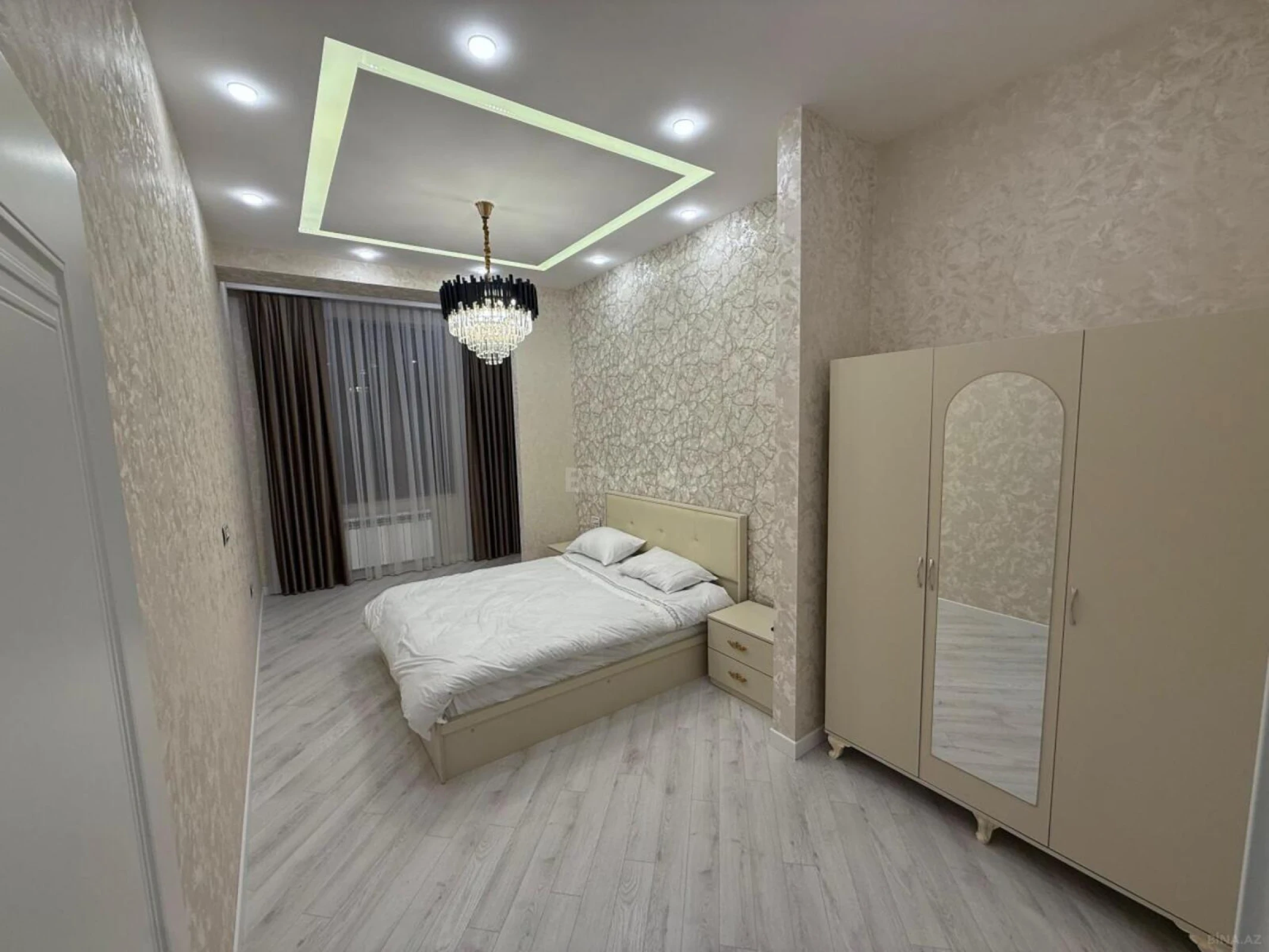 Kirayə verilir 3 otaqlı mənzil 100 m²