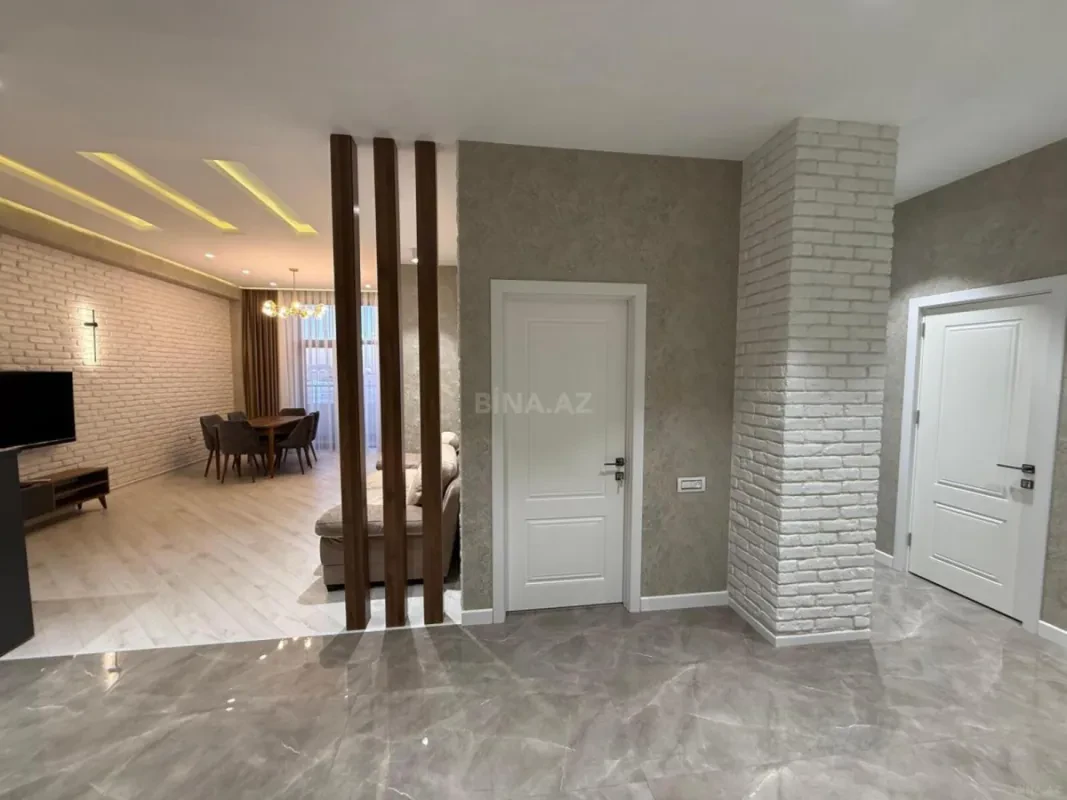 Kirayə verilir 3 otaqlı mənzil 100 m²