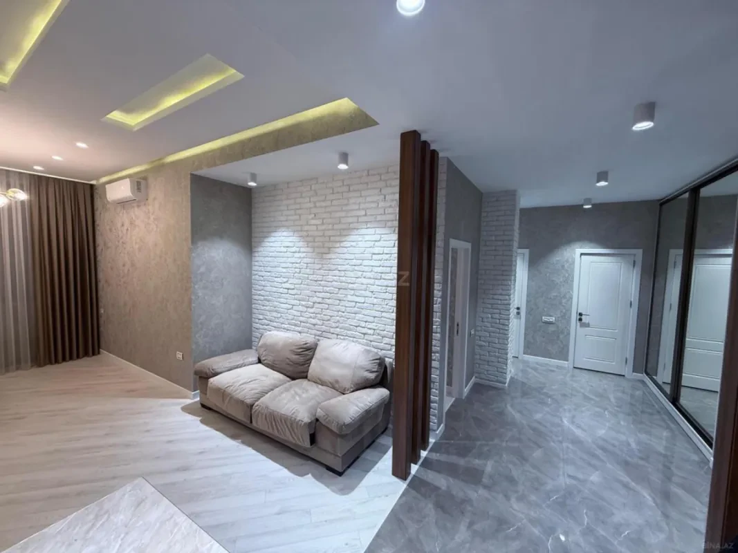Kirayə verilir 3 otaqlı mənzil 100 m²