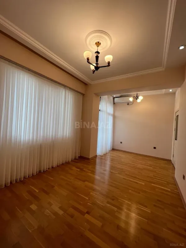 Kirayə verilir 2 otaqlı mənzil 55 m²
