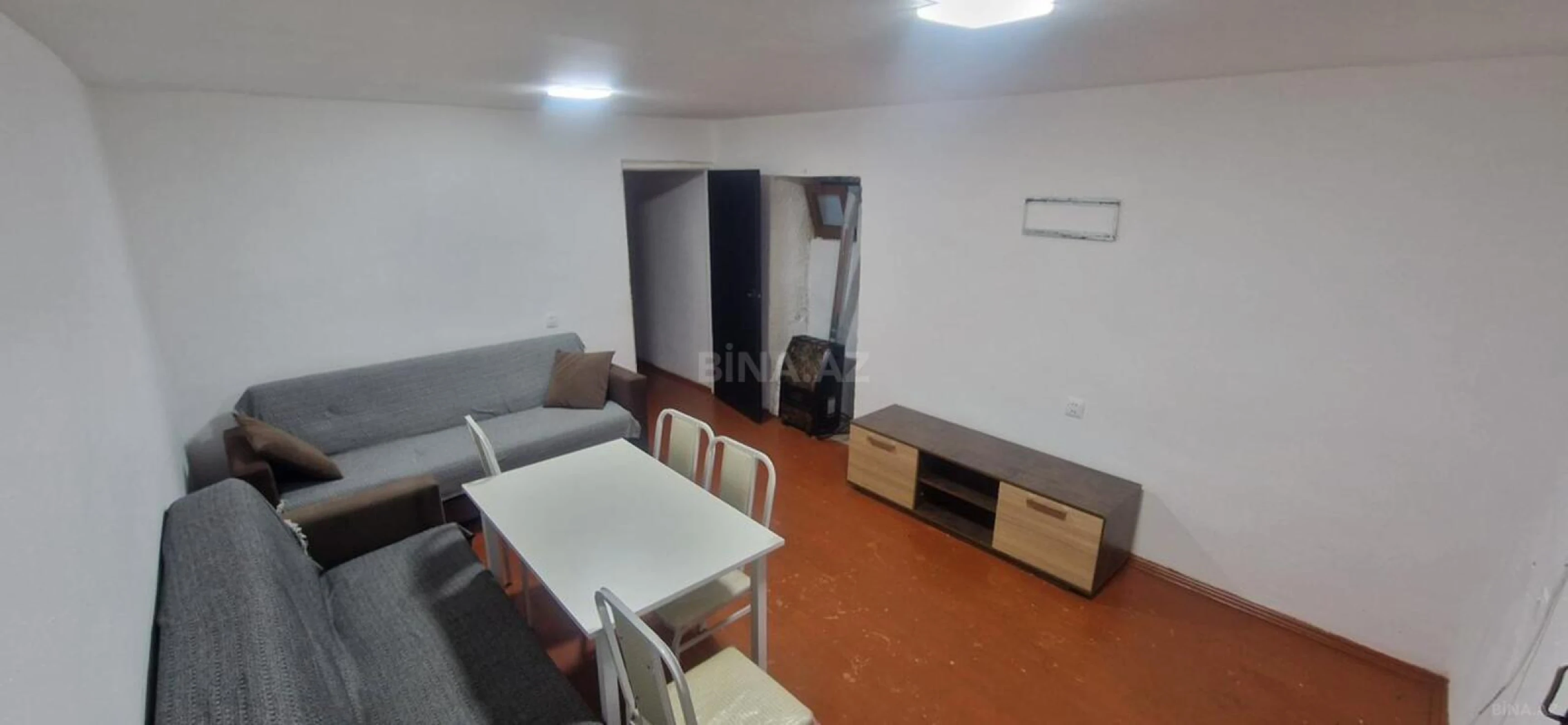 Kirayə verilir 2 otaqlı mənzil 45 m²