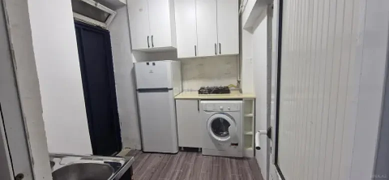 Kirayə verilir 2 otaqlı mənzil 45 m²