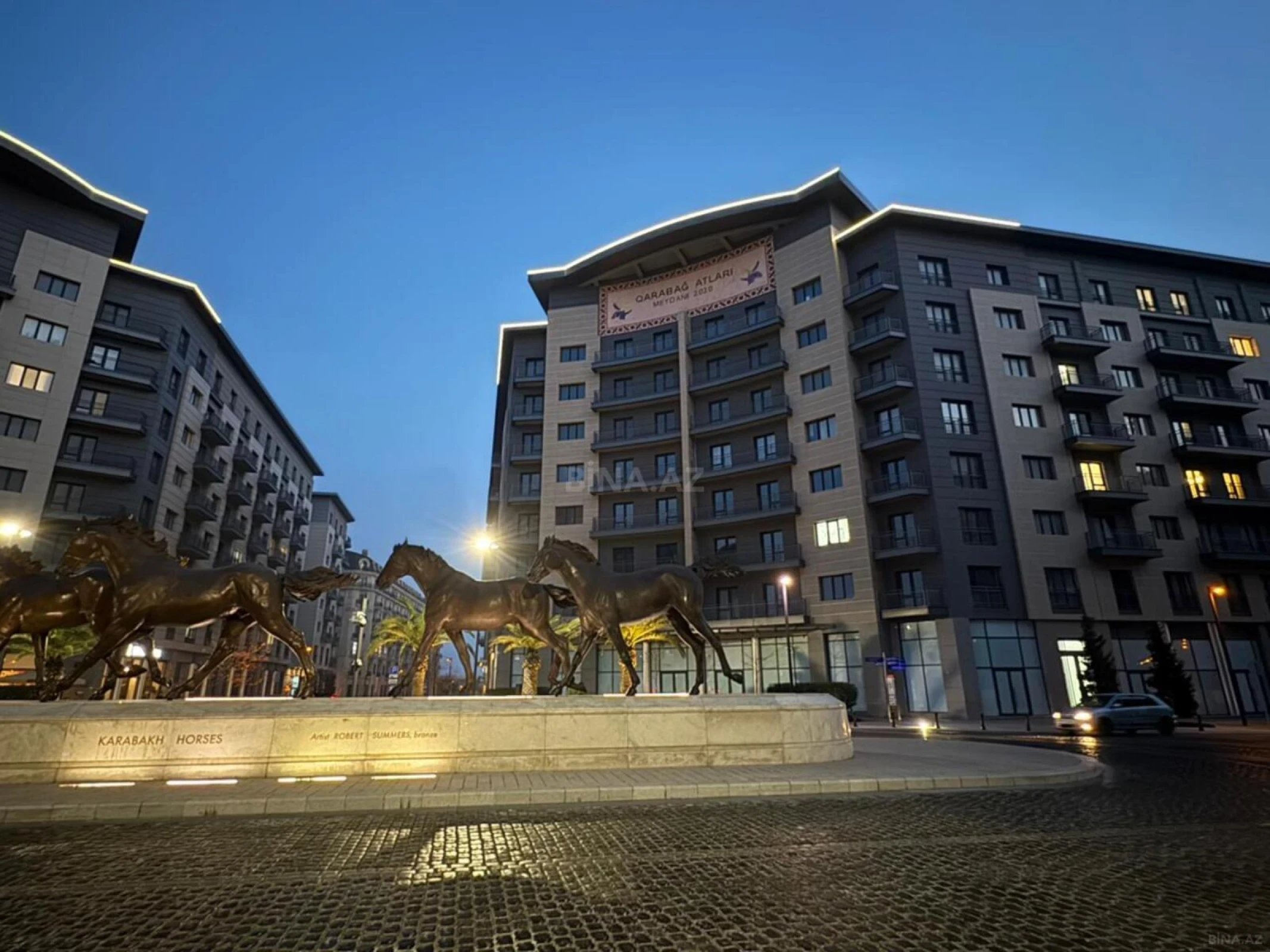 Satılır 3 otaqlı mənzil 113 m²
