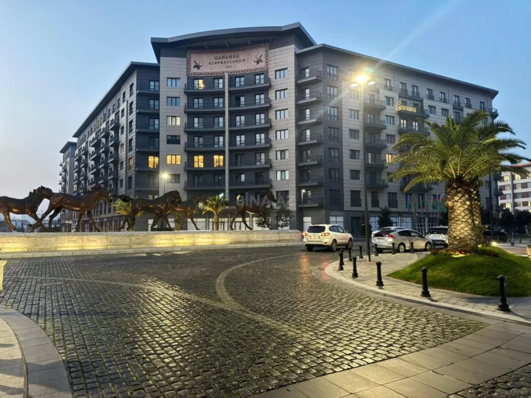 Satılır 3 otaqlı mənzil 113 m²