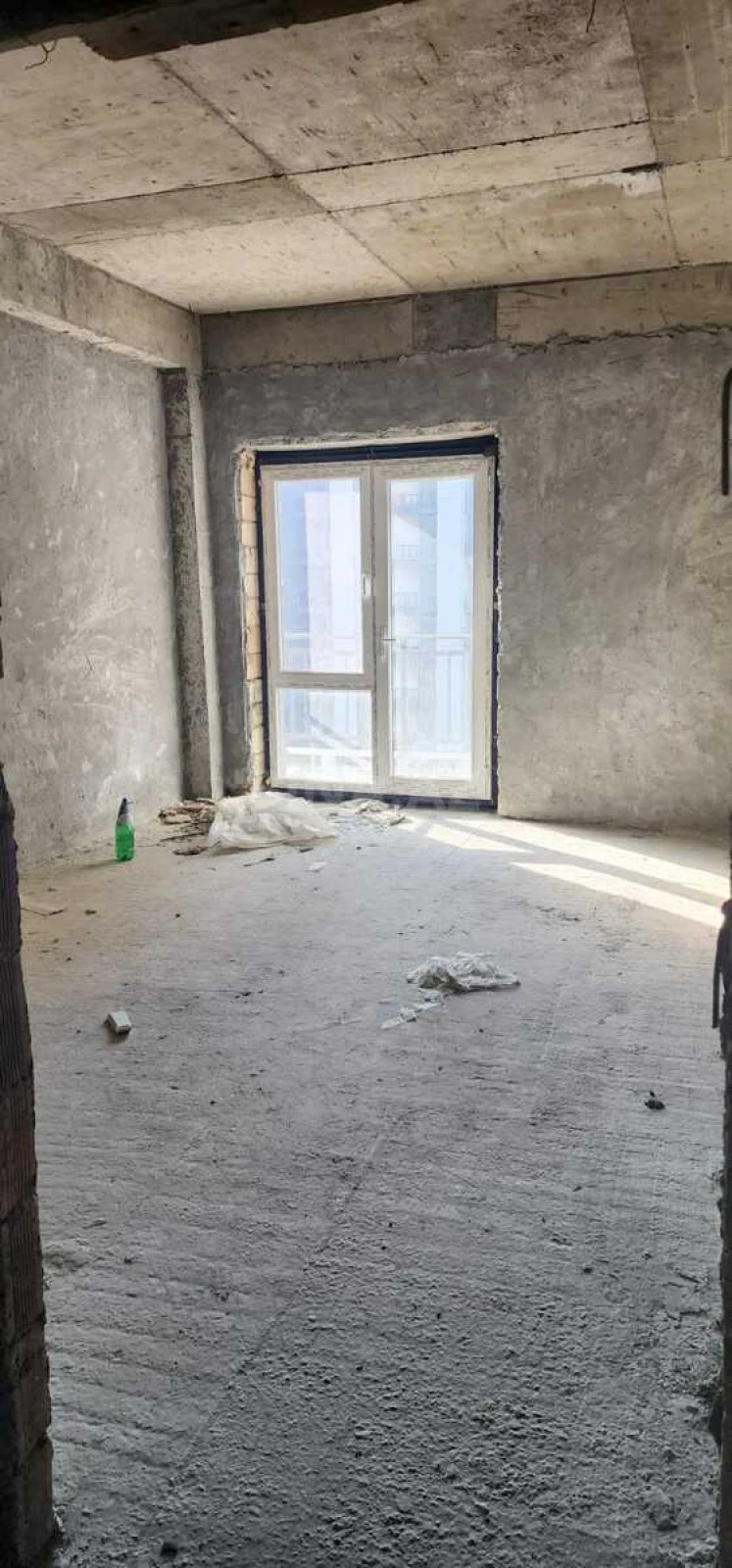 Satılır 3 otaqlı mənzil 113 m²