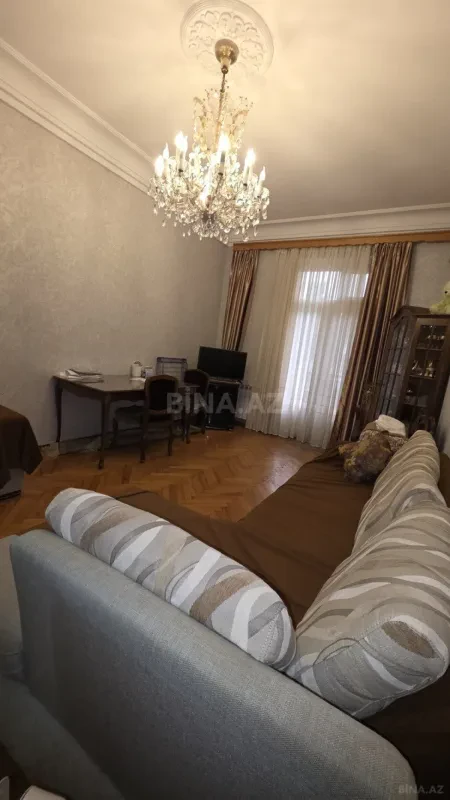 Satılır 3 otaqlı mənzil 75 m²