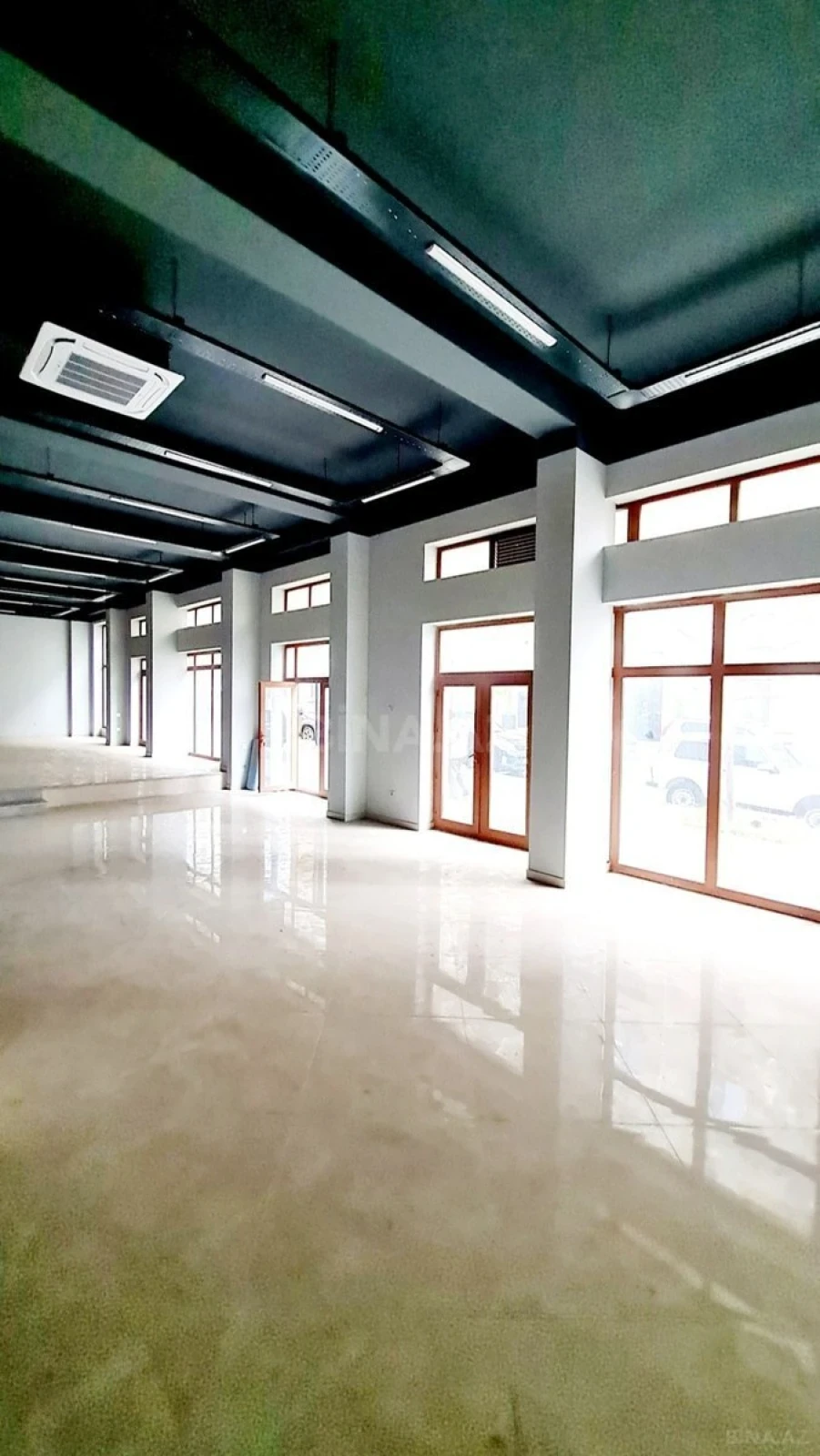 Kirayə verilir 2 otaqlı ofis 480 m²