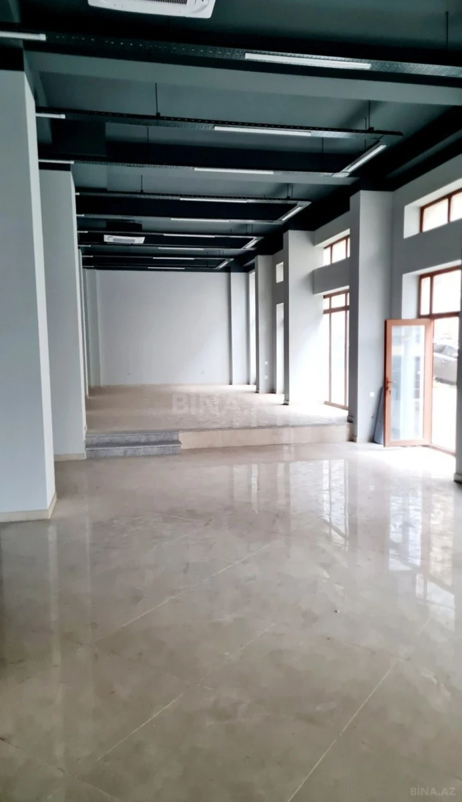 Kirayə verilir 2 otaqlı ofis 480 m²