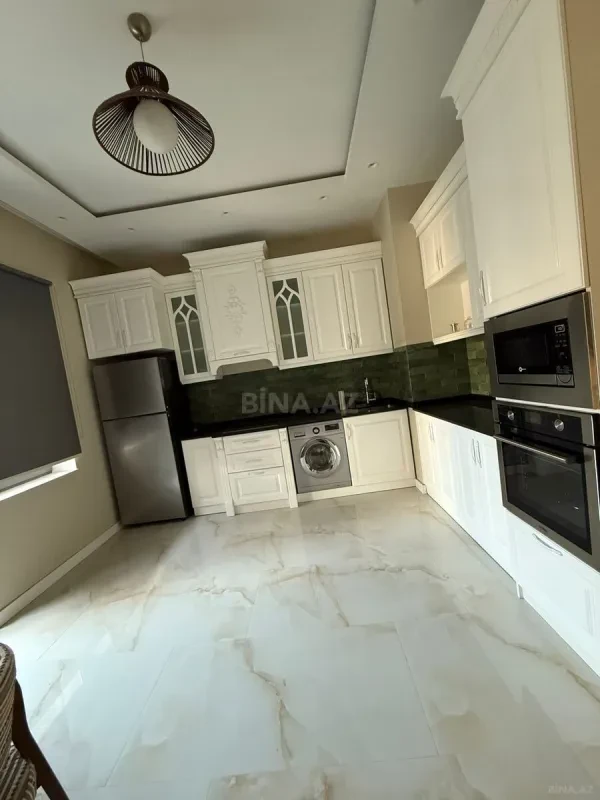 Kirayə verilir 3 otaqlı mənzil 120 m²