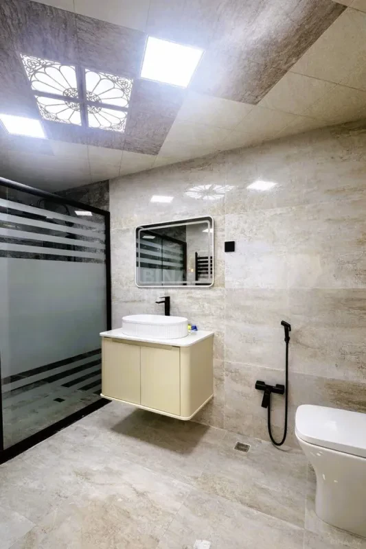 Satılır 3 otaqlı mənzil 110 m²
