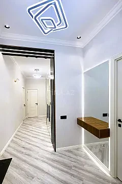 Satılır 3 otaqlı mənzil 110 m²