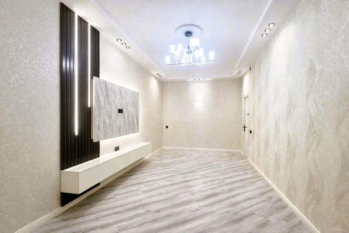 Satılır 3 otaqlı mənzil 110 m²