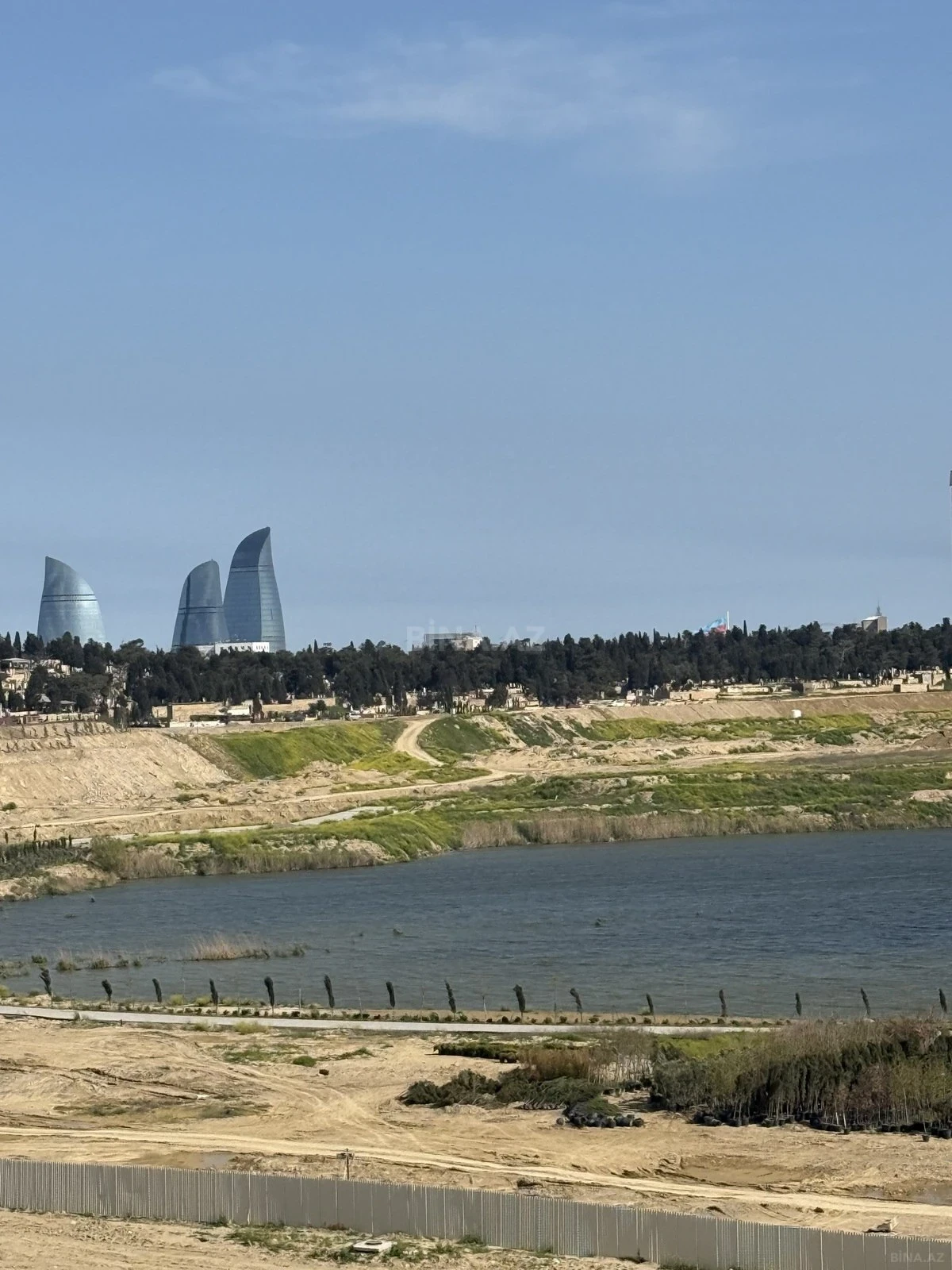 Satılır 2 otaqlı mənzil 70 m²