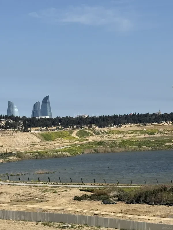Satılır 2 otaqlı mənzil 70 m²