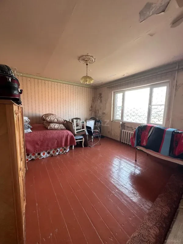 Satılır 6 otaqlı həyət evi 308 m²