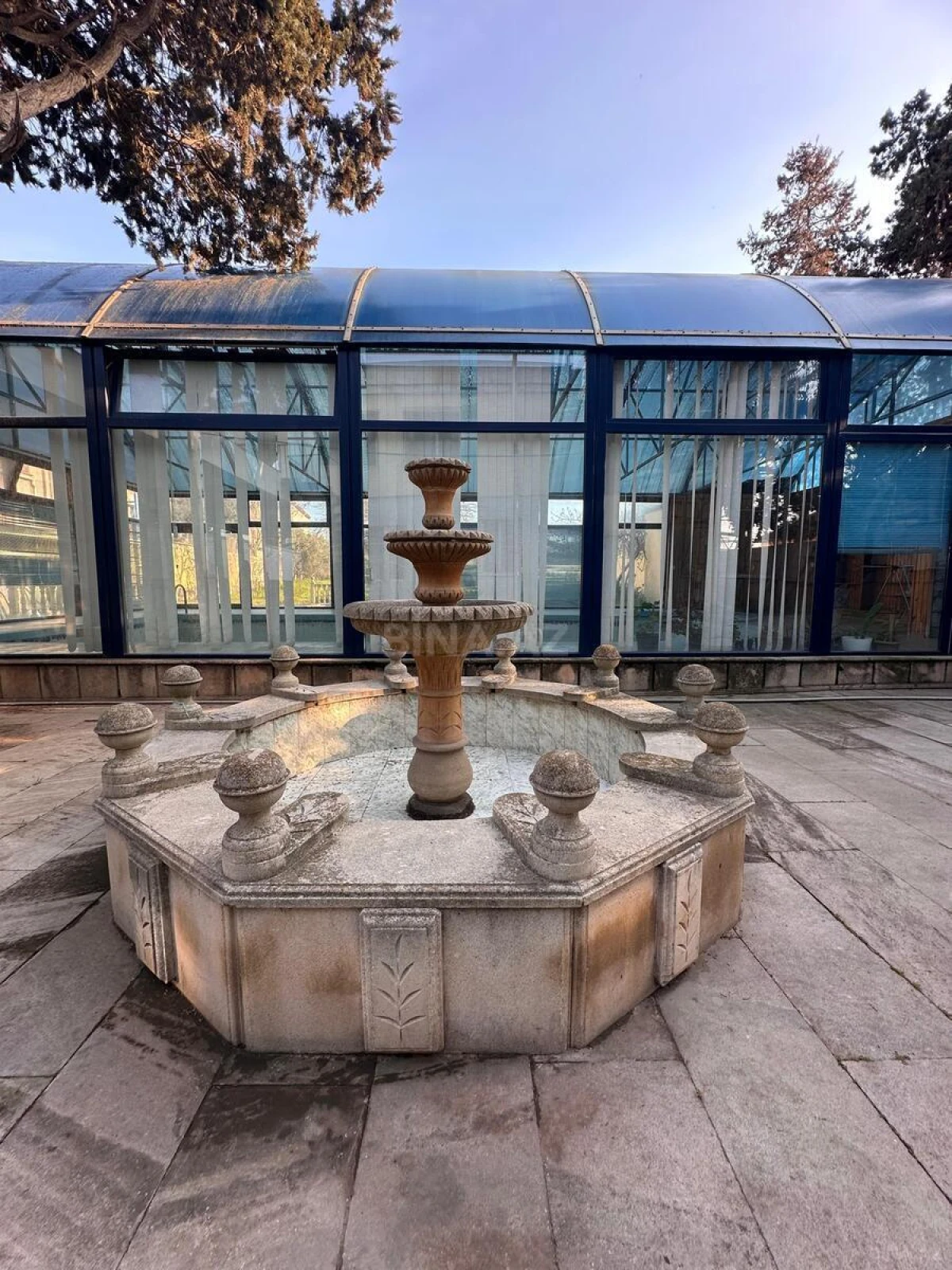 Satılır 6 otaqlı həyət evi 308 m²
