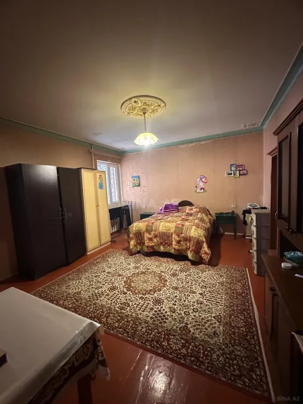 Satılır 6 otaqlı həyət evi 308 m²