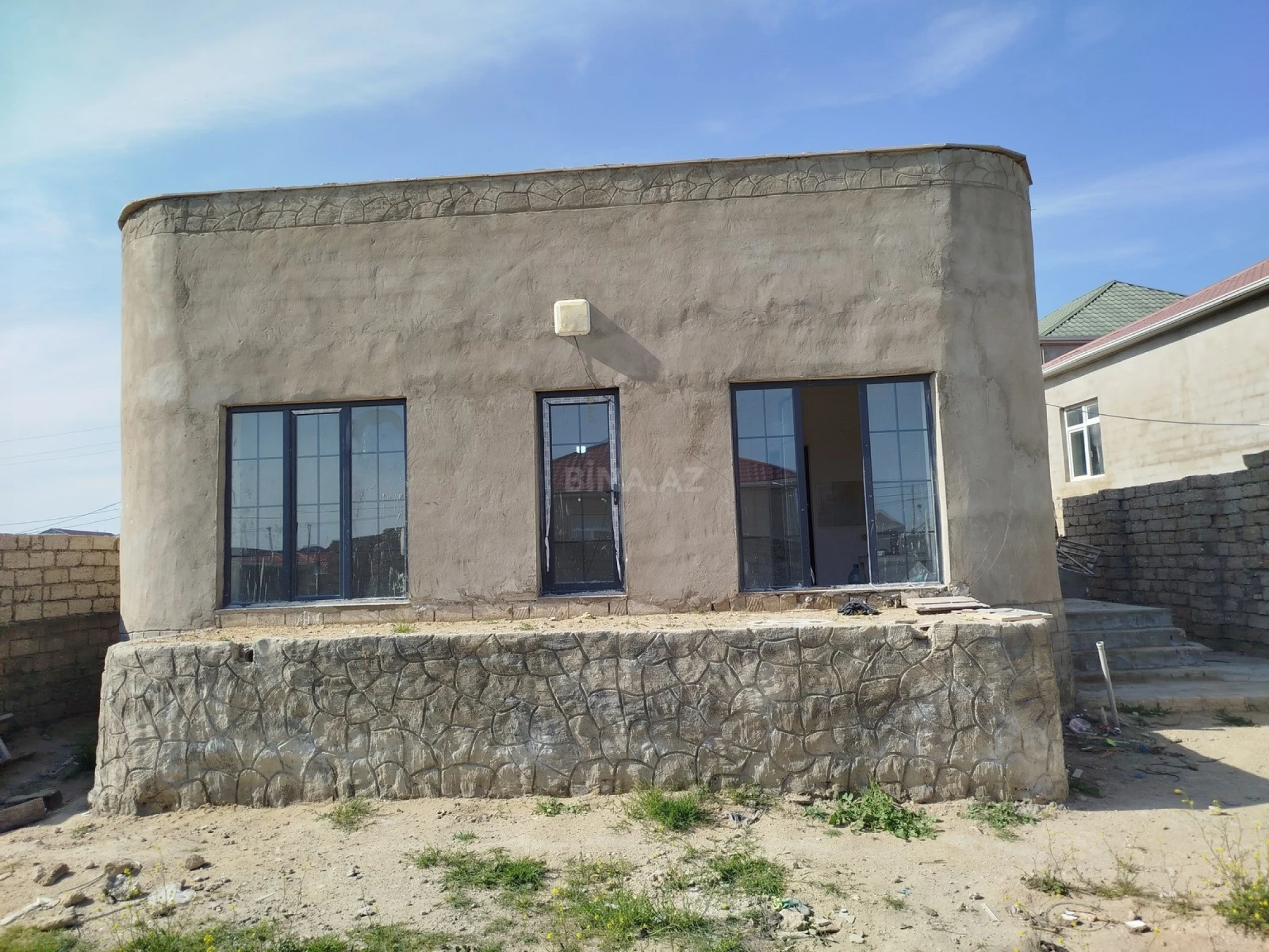 Satılır 3 otaqlı həyət evi 100 m²