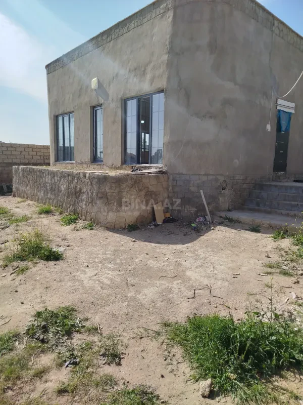 Satılır 3 otaqlı həyət evi 100 m²
