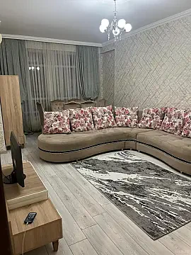 Kirayə verilir 3 otaqlı mənzil 110 m²
