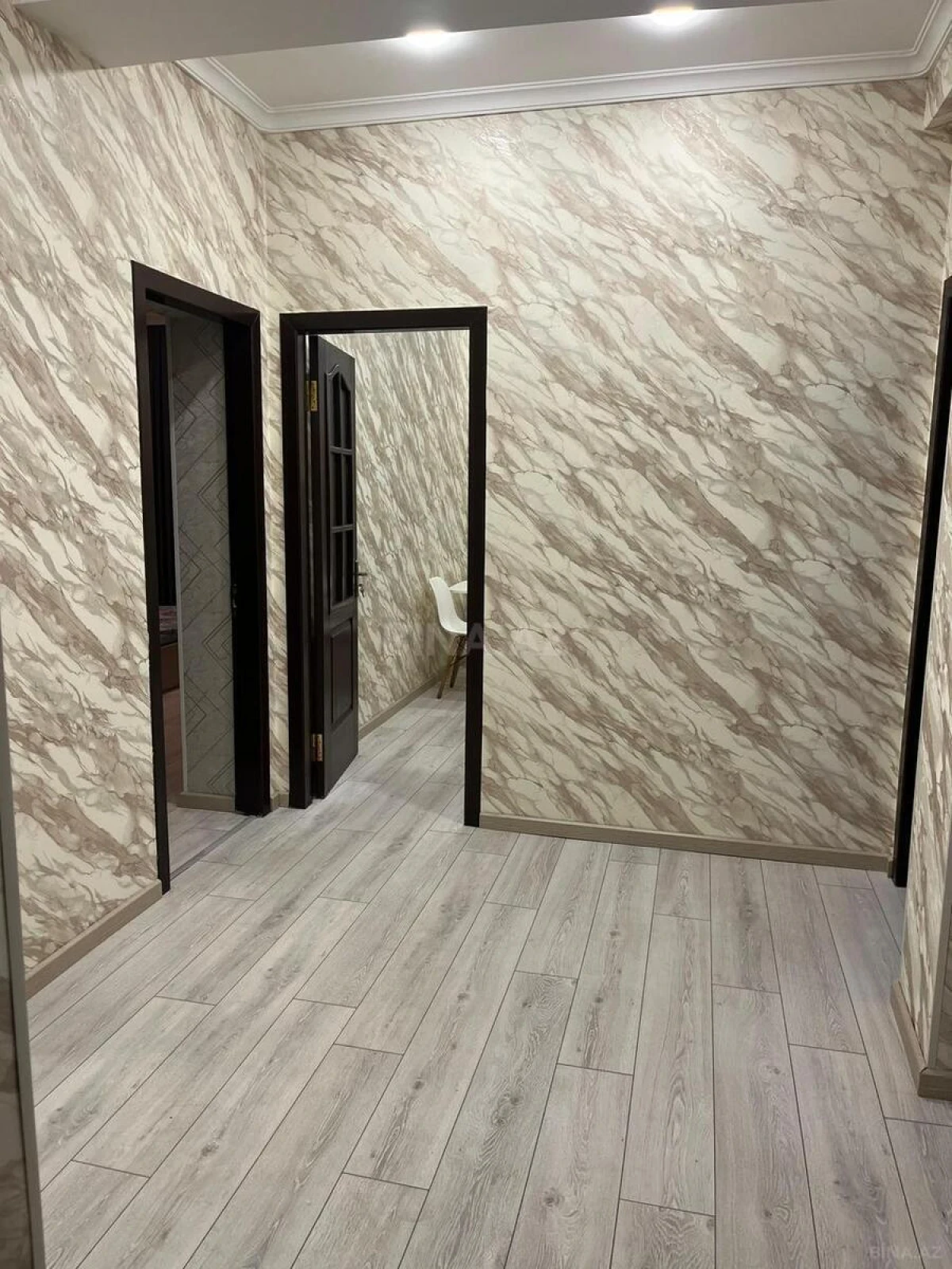 Kirayə verilir 3 otaqlı mənzil 110 m²
