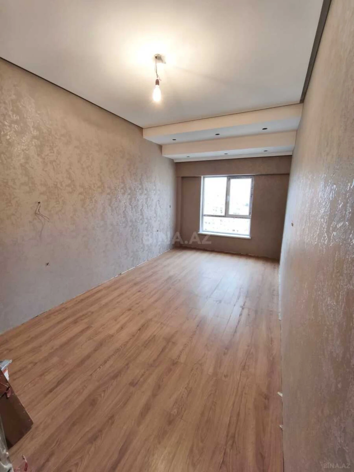 Satılır 3 otaqlı mənzil 60 m²
