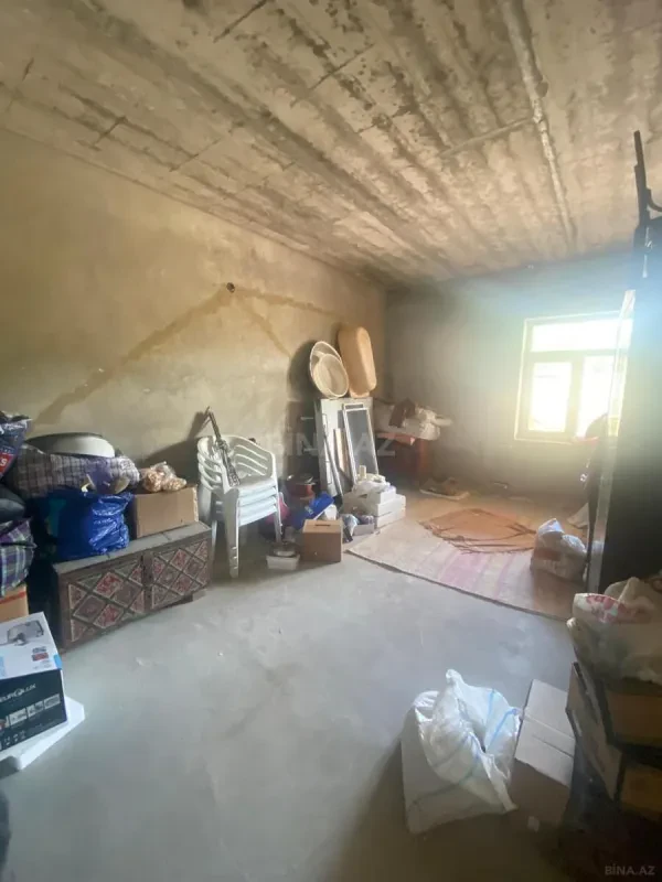 Satılır 8 otaqlı mənzil 360 m²