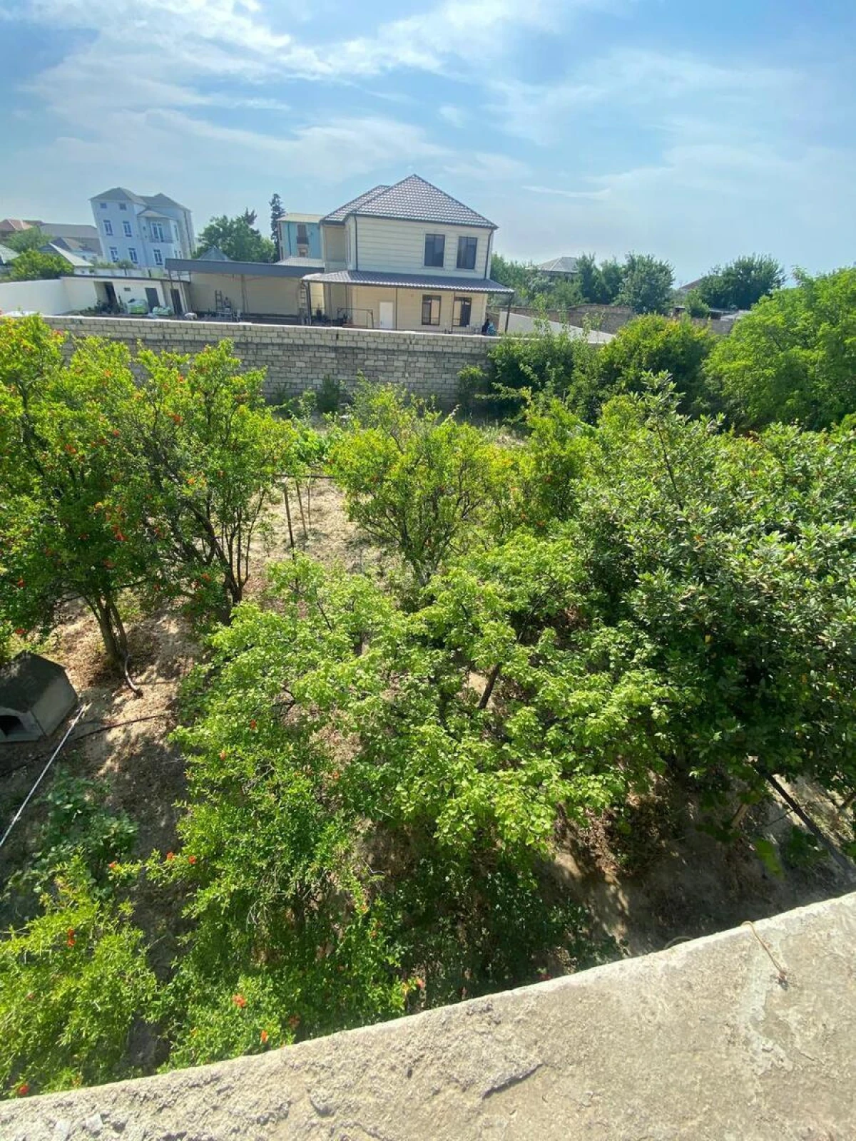 Satılır 8 otaqlı mənzil 360 m²
