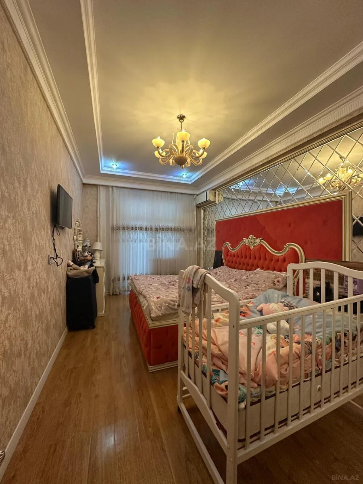 Satılır 3 otaqlı mənzil 120 m²