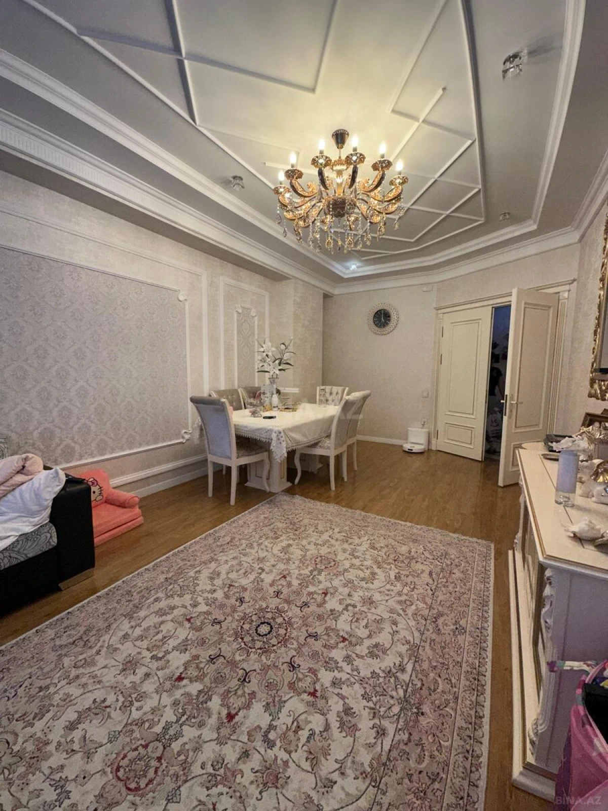Satılır 3 otaqlı mənzil 120 m²