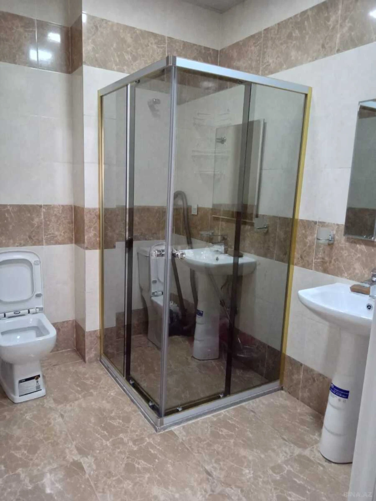 Kirayə verilir 2 otaqlı mənzil 80 m²
