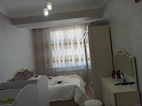 Kirayə verilir 2 otaqlı mənzil 80 m²