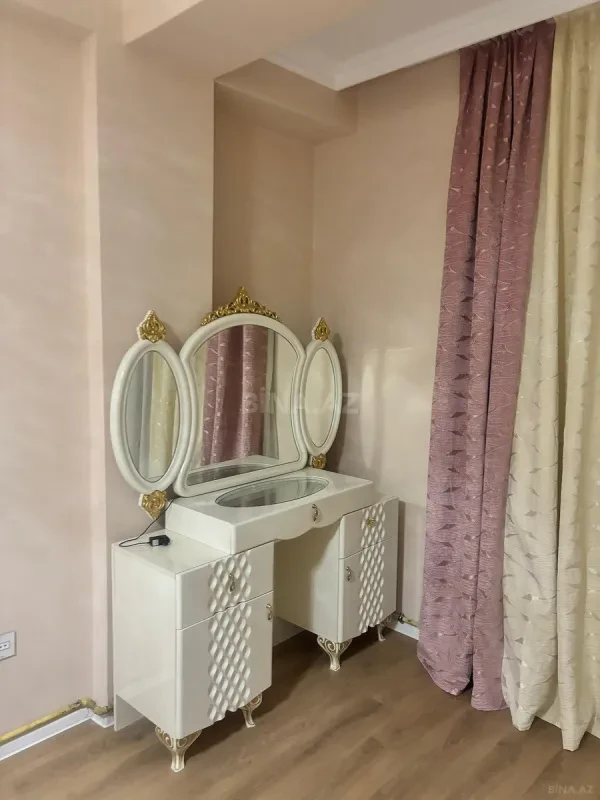 Kirayə verilir 2 otaqlı mənzil 58 m²