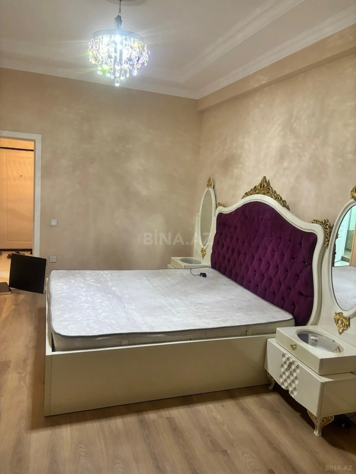 Kirayə verilir 2 otaqlı mənzil 58 m²