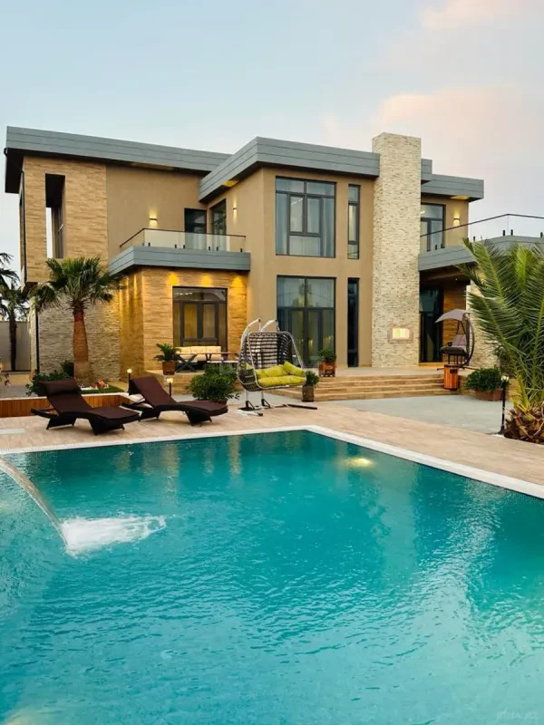 Kirayə verilir 6 otaqlı həyət evi 500 m²