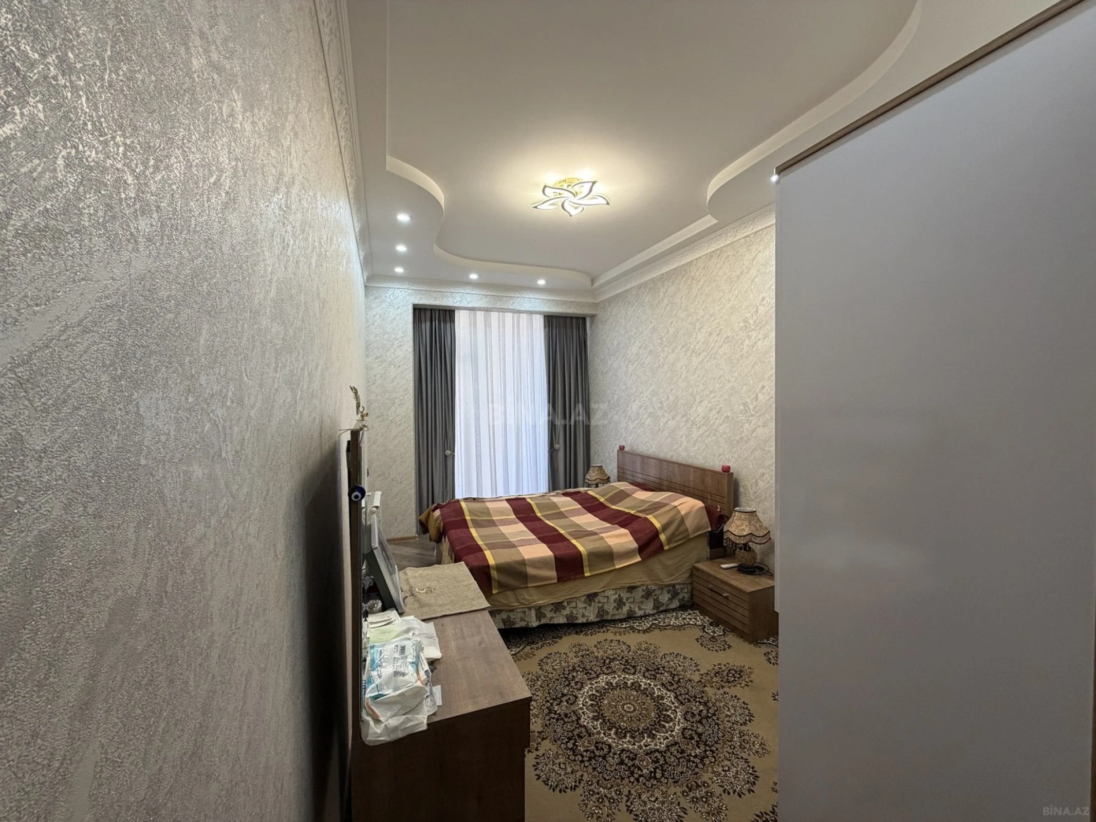 Kirayə verilir 2 otaqlı mənzil 70 m²