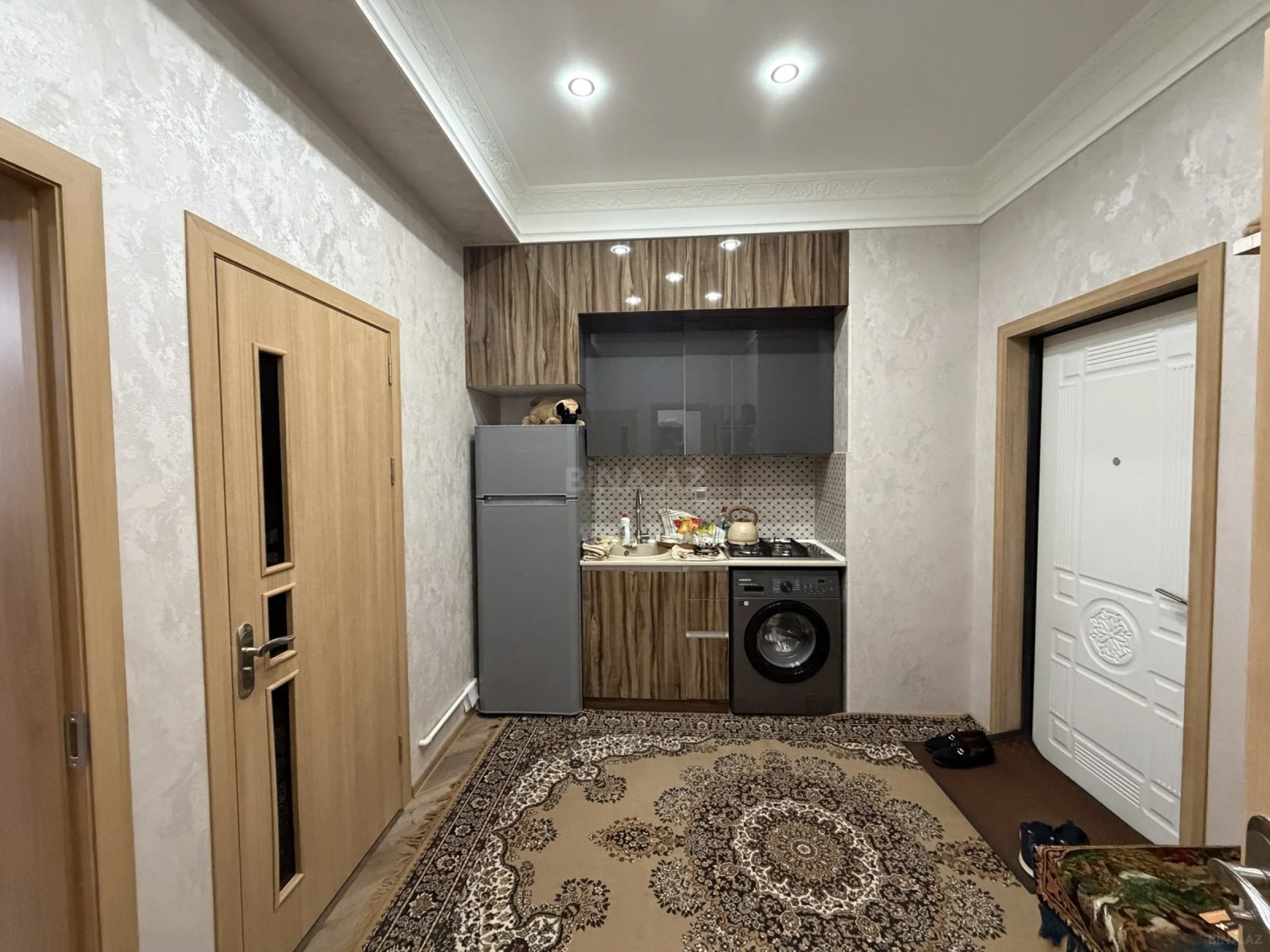 Kirayə verilir 2 otaqlı mənzil 70 m²