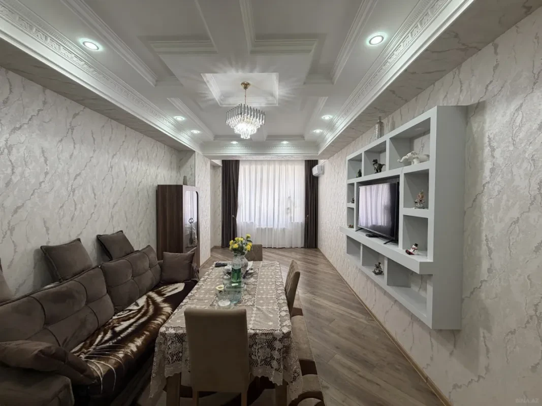 Kirayə verilir 2 otaqlı mənzil 70 m²