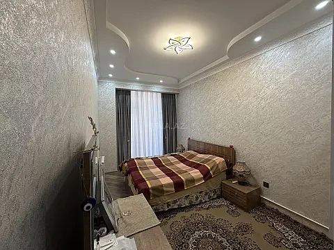 Kirayə verilir 2 otaqlı mənzil 70 m²