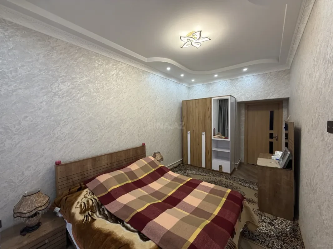 Kirayə verilir 2 otaqlı mənzil 70 m²