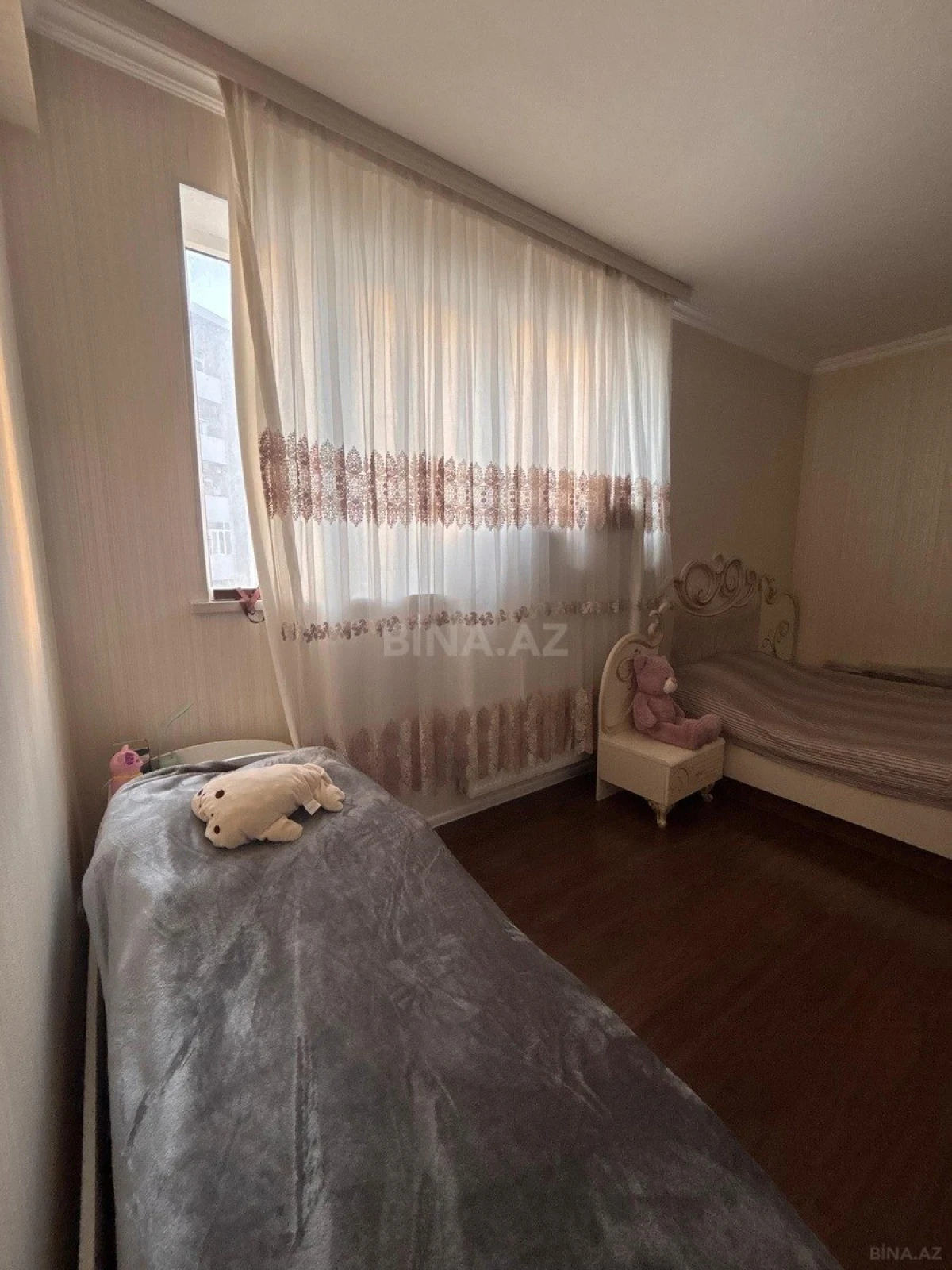 Satılır 2 otaqlı mənzil 65 m²