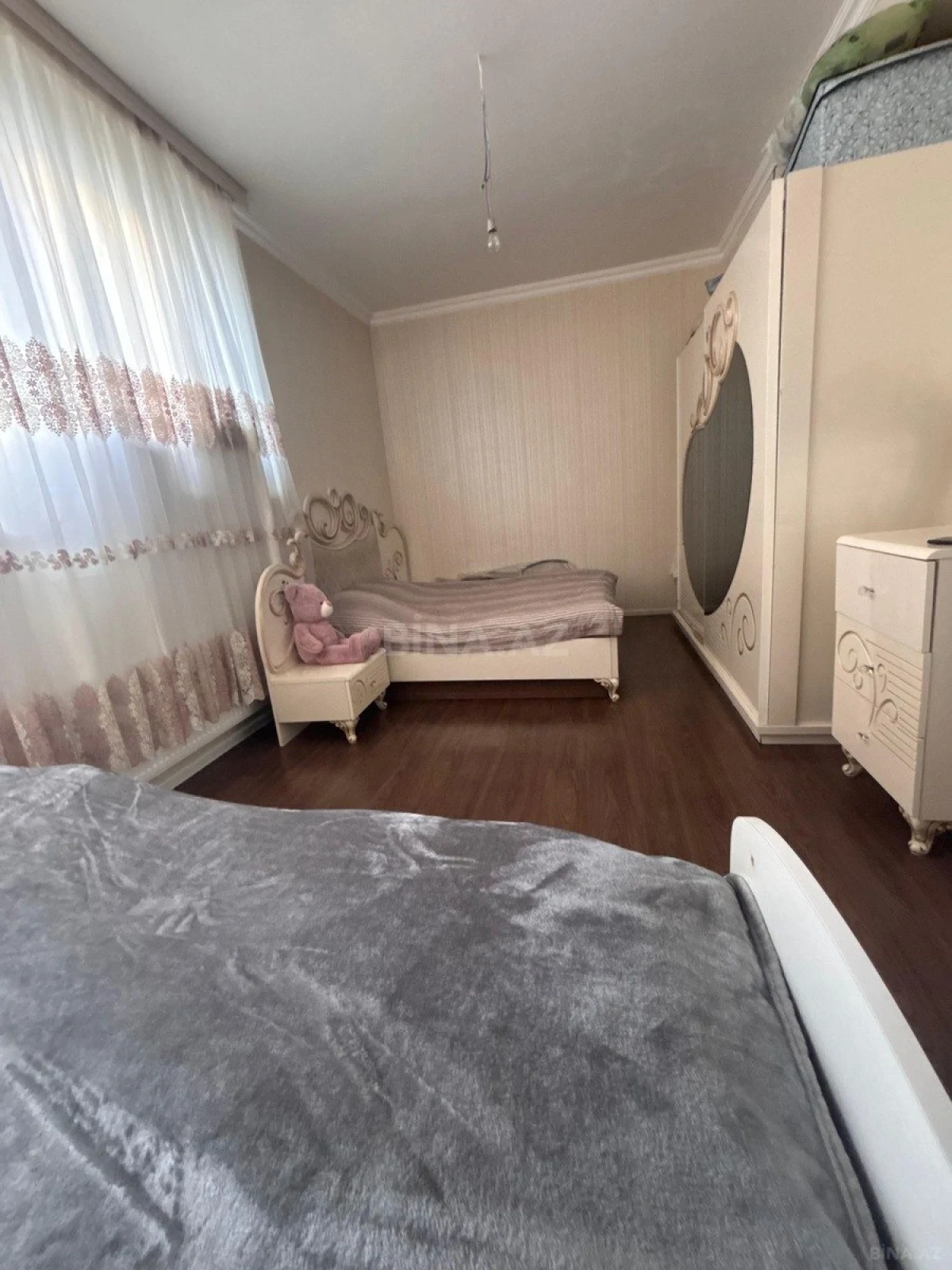 Satılır 2 otaqlı mənzil 65 m²
