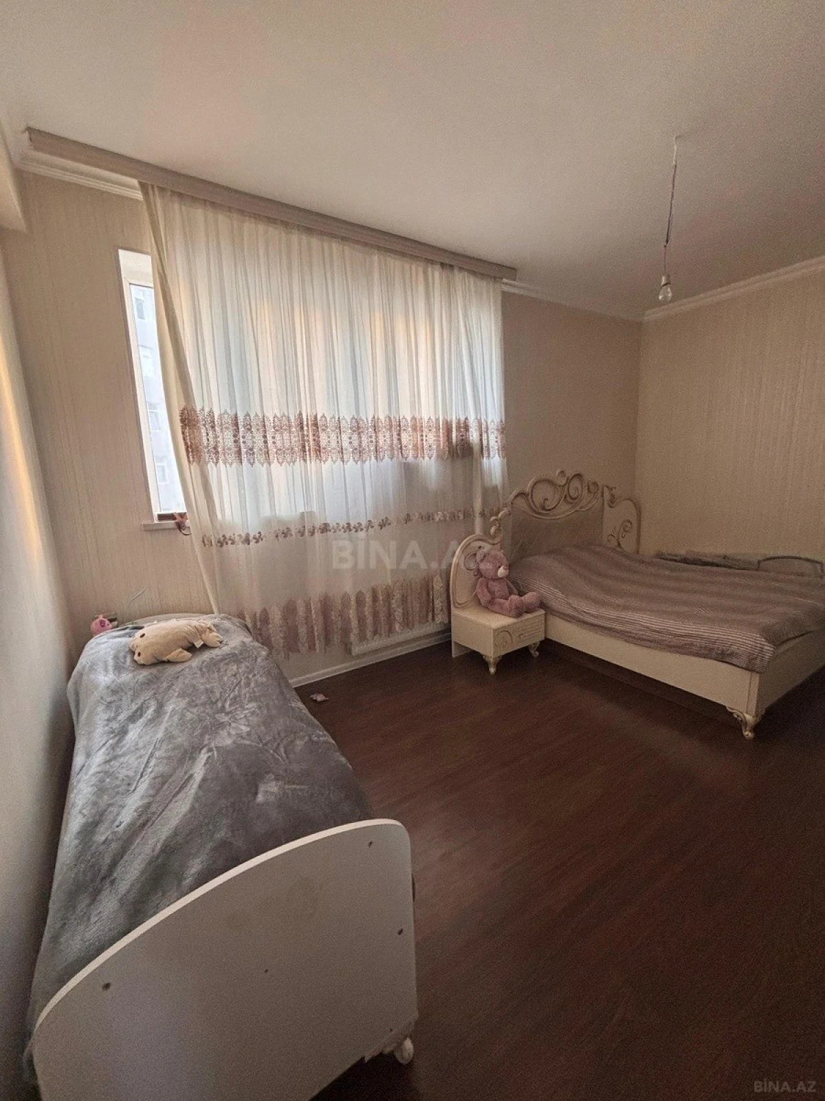 Satılır 2 otaqlı mənzil 65 m²