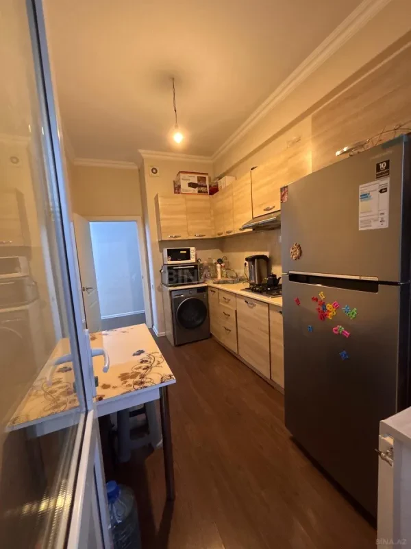 Satılır 2 otaqlı mənzil 65 m²