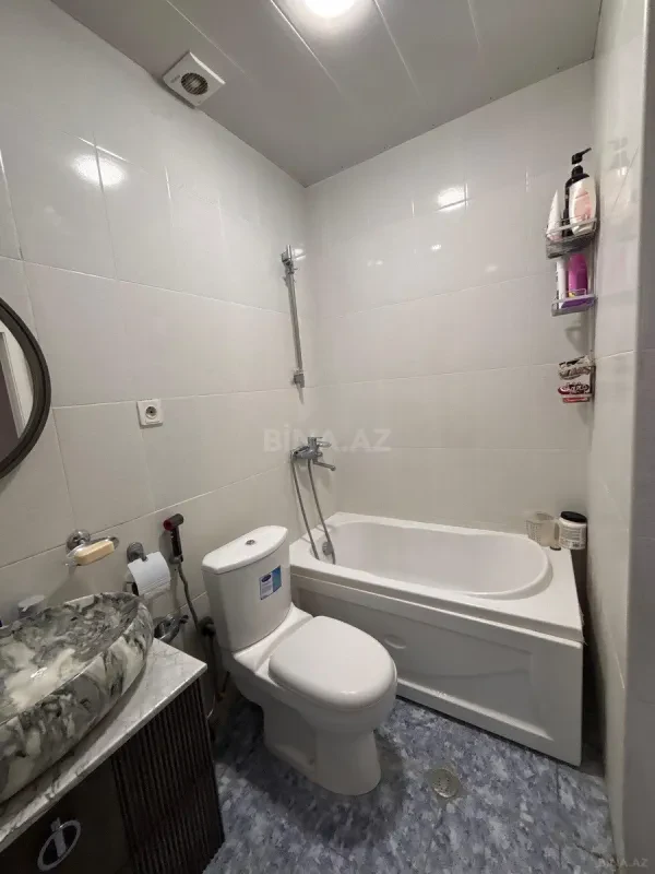 Satılır 2 otaqlı mənzil 65 m²
